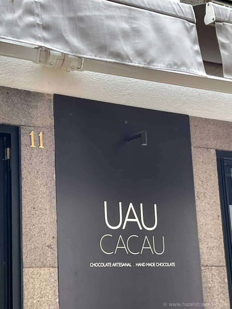 Shop facade of Uau Cacau in Madeira, a chocolate shop in Funchal. 